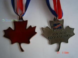 玉石紀(jì)念幣與九龍壁紀(jì)念幣 工藝與文化的完美饋贈(zèng)